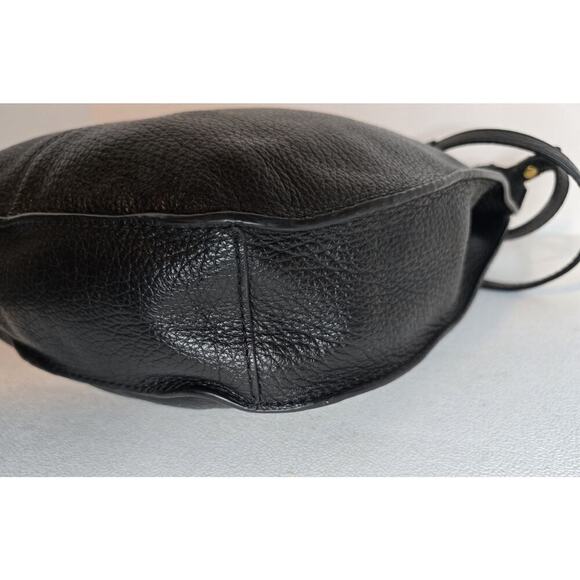 BANANA REPUBLIC Tab Close Crossbody/ Shoulder Bag Purse Pebble Black Leather - Picture 5 of 9